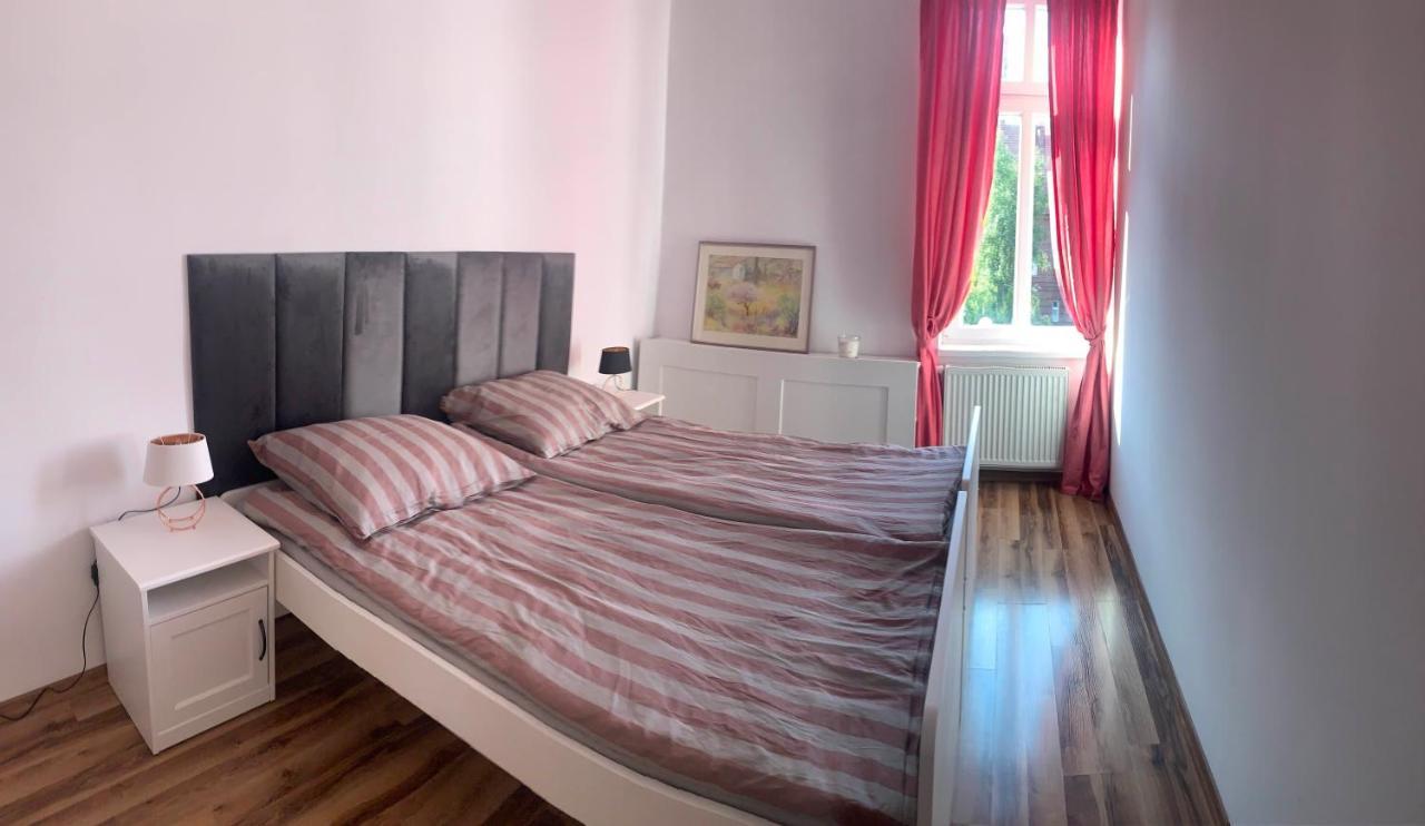 Apartamento Kamienica Chorzów Exterior foto